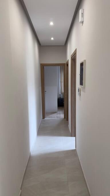 New Center Apartment Near Metro Athén Kültér fotó