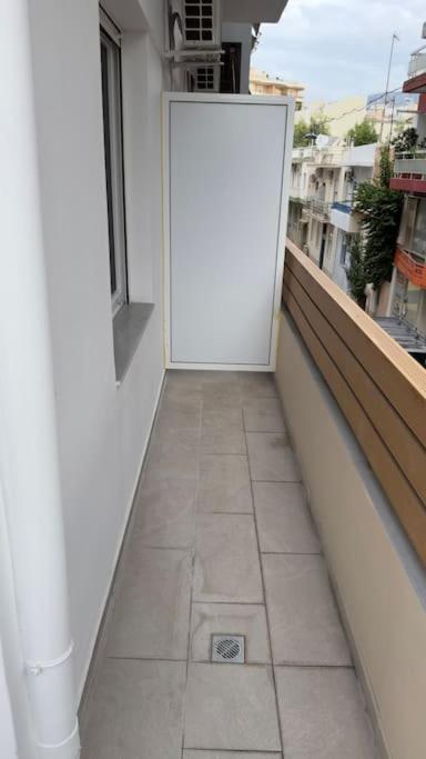 New Center Apartment Near Metro Athén Kültér fotó
