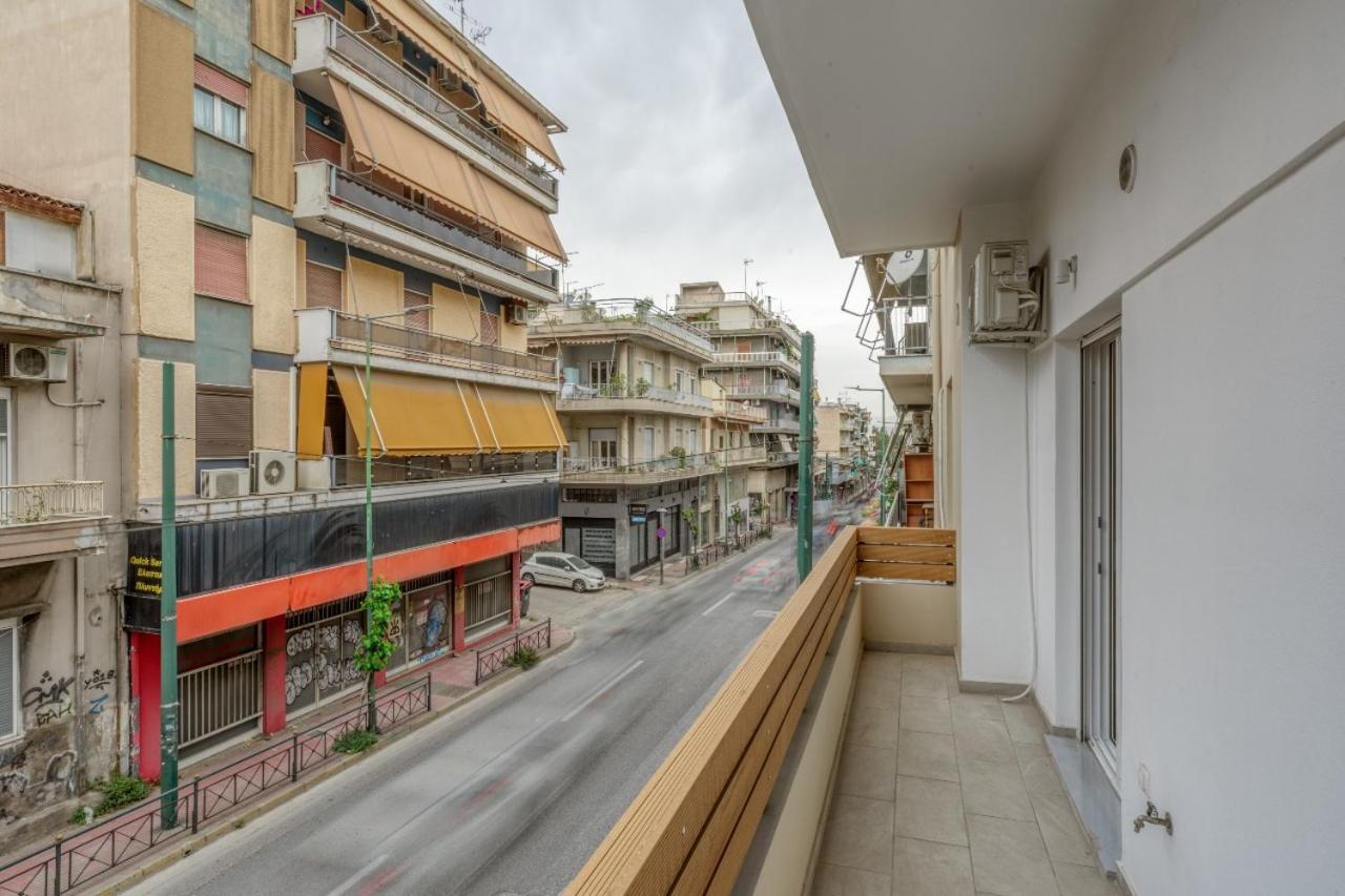New Center Apartment Near Metro Athén Kültér fotó